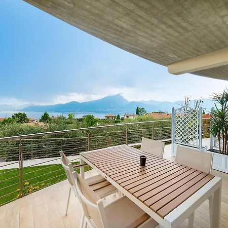 Flacher Sonnenaufgang By Interhome * Torri Del Benaco
