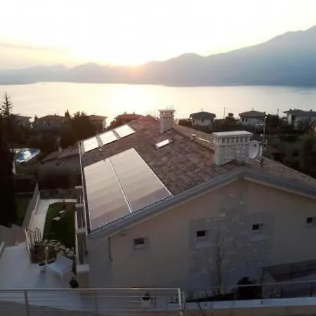 Flacher Sonnenaufgang By Interhome Apartament Torri Del Benaco